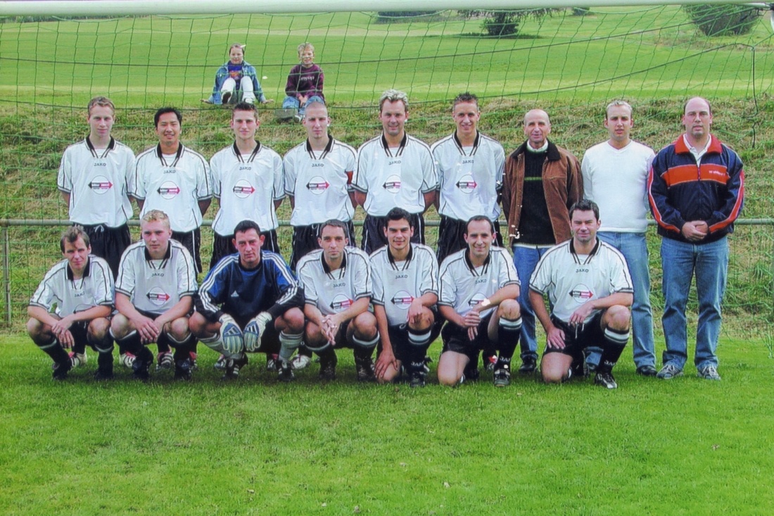 Saison 2002/2003 Herren [1] Meister Kreisliga A1