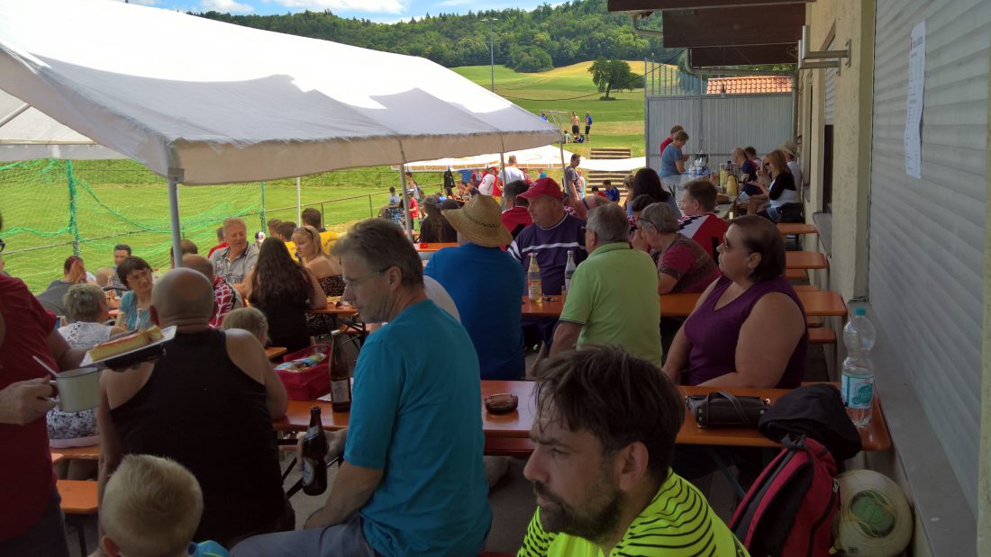 2016-Dorfpokal-Publikum-06-3200×1801