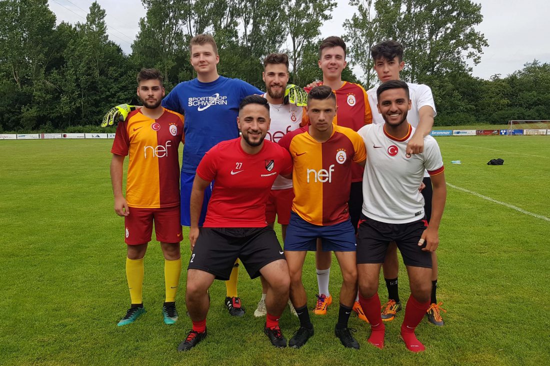 [2] Team Galatasaray